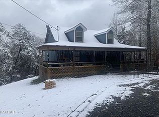 2454 McQueen Way, Sevierville, TN 37876