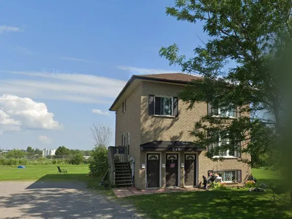 546 Crystal Dr, Peterborough, ON K9J 8H5