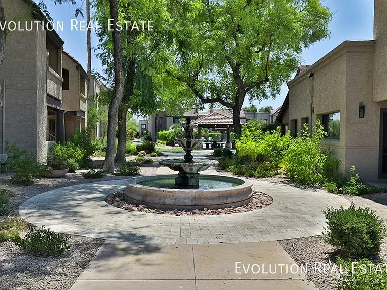 5995 N 78th St #2110 — Photo 3