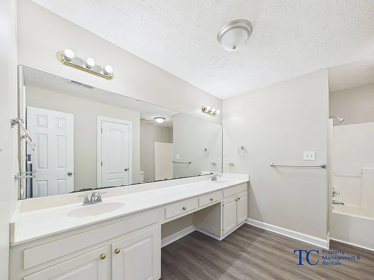 287 Foxworth Dr — Photo 10