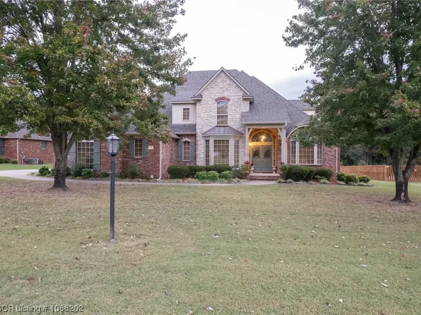 11111 Maple Park Dr, Fort Smith, AR 72916