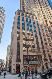 118 E Erie St UNIT 23C, Chicago, IL, 60611