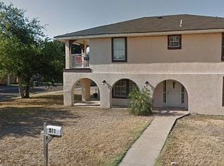 301 W Maple Loop, Laredo, TX 78041