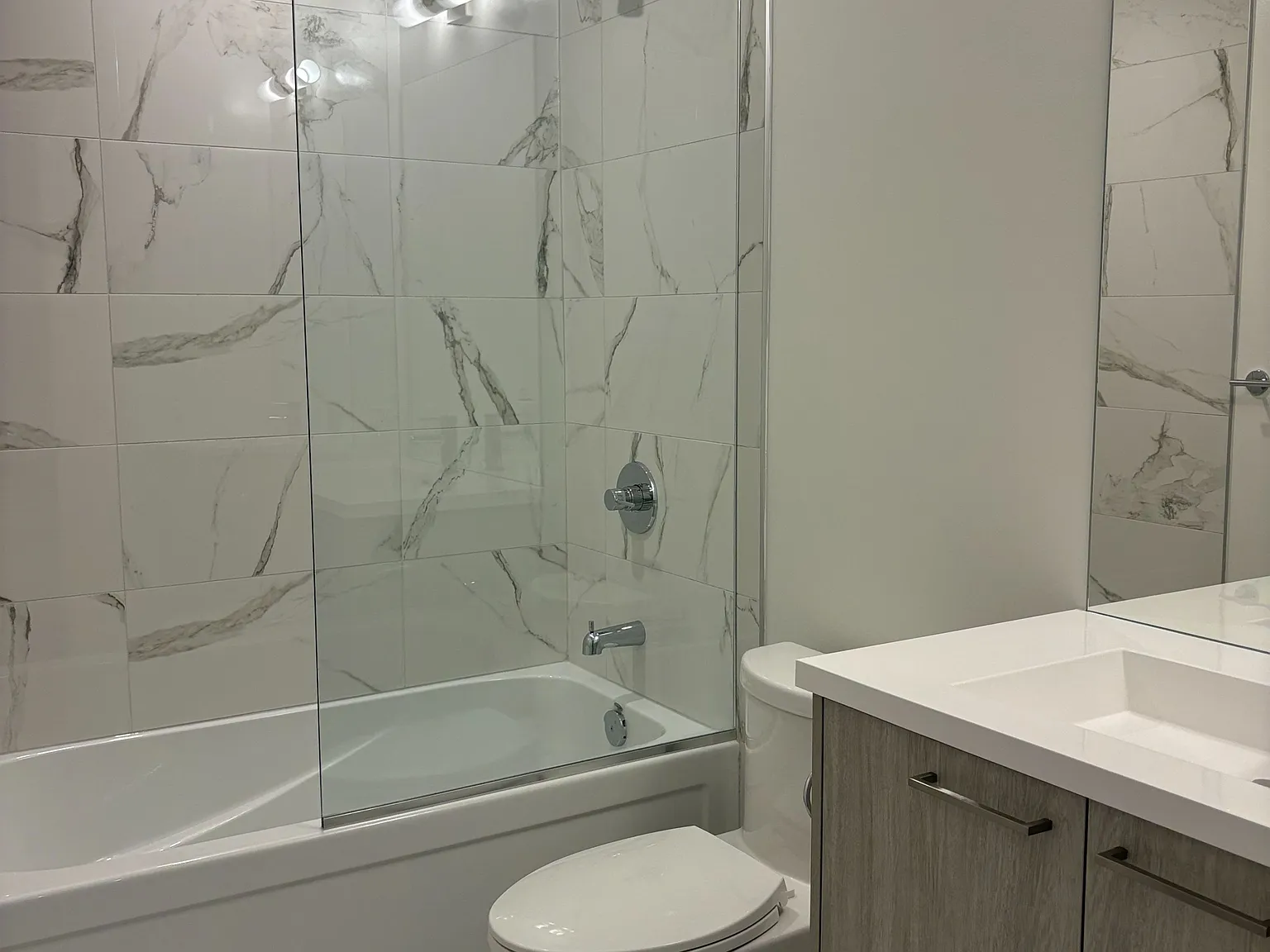 1 bed, $1,900 — Photo 4