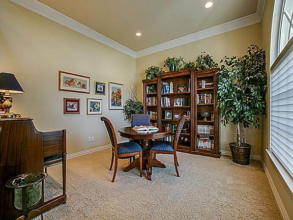 2nd image of 3619 Wooded Creek Cir