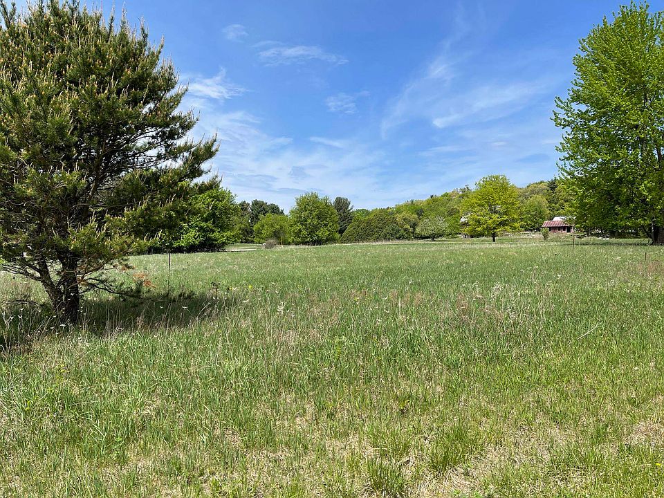 2nd image of LOT 23 E Redstone Ct