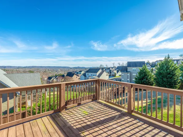 8125 Burgundy Cir, Chattanooga, TN 37421