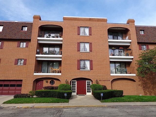 1st image of 430 Lake View Ave APT 3A