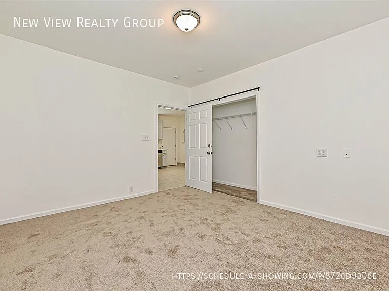 610 N Pear St — Photo 17
