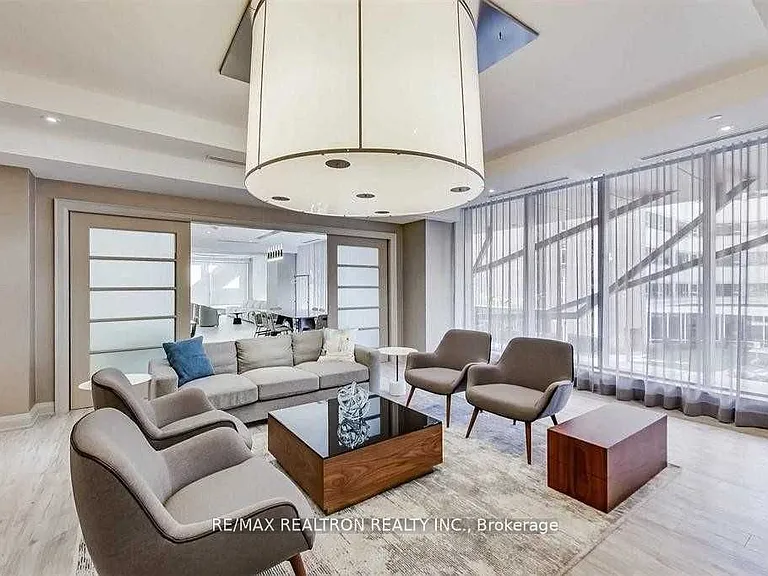 50 Wellesley St E #1111 — Photo 28