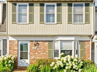 431 Ridge Ct, Warrenton, VA 20186