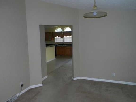 3rd image of 17048 W Holly Dr