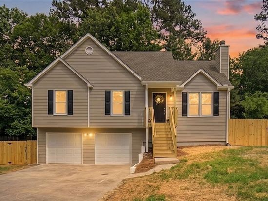 212 Kiowa Ct SE, Acworth, GA 30102