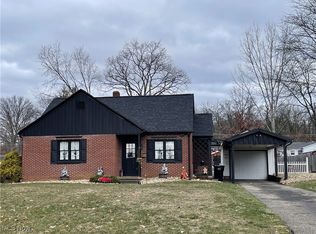 511 Karl Dr, Zanesville, OH 43701