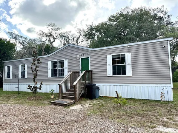 9825 LEGUNA STREET, NEW PORT RICHEY, FL 34654