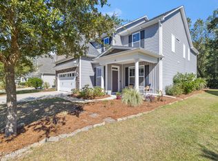 46 Grant Dr, Hampstead, NC 28443