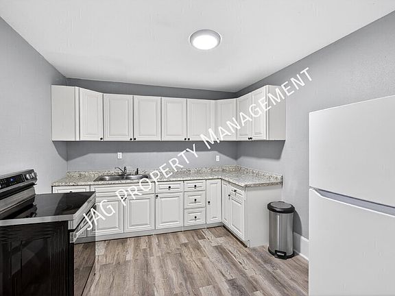 2nd image of 2512 Park St Floor 3