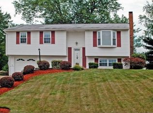 206 Bellford Dr, Cranberry Township, PA 16066