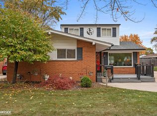 15457 Everly St, Roseville, MI 48066