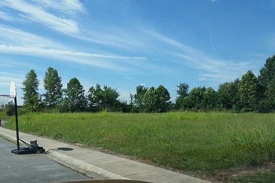 3rd image of 00 Fairview Avenue