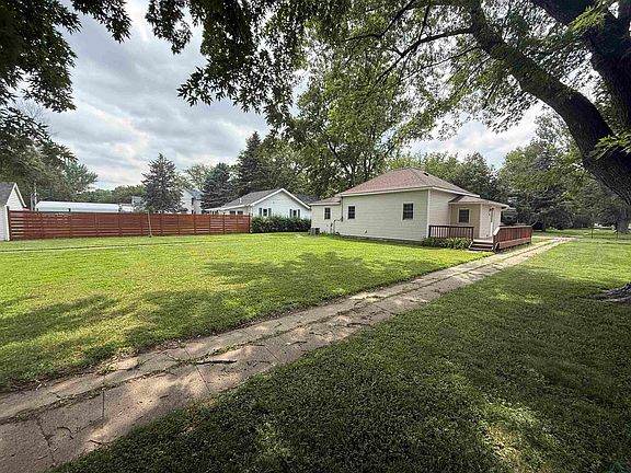 4th image of this home