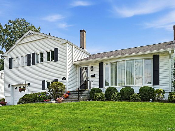 3rd image of 25 Arden Drive