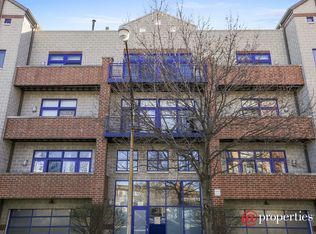 2251 W Saint Paul Ave APT 3F, Chicago, IL 60647