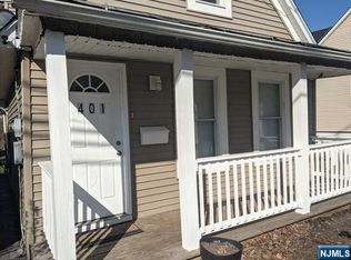 401 River Dr, Garfield, NJ