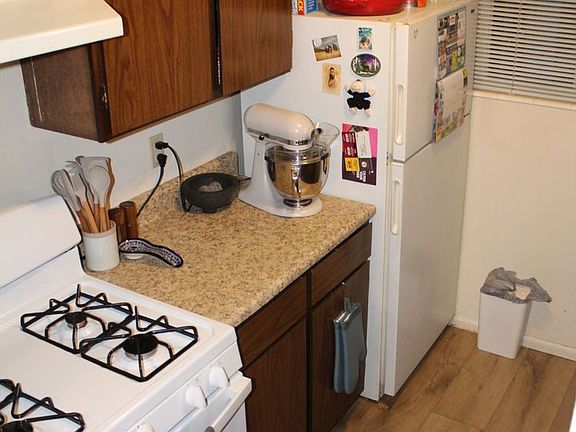 4th image of 473 S State St APT 228