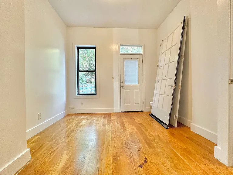 259 Jefferson St #1L — Photo 5