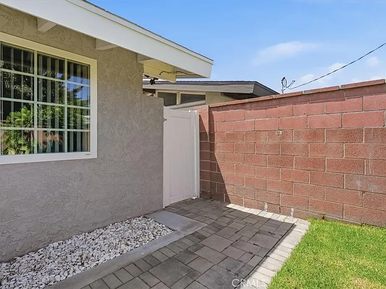533 S Devon Rd — Photo 19