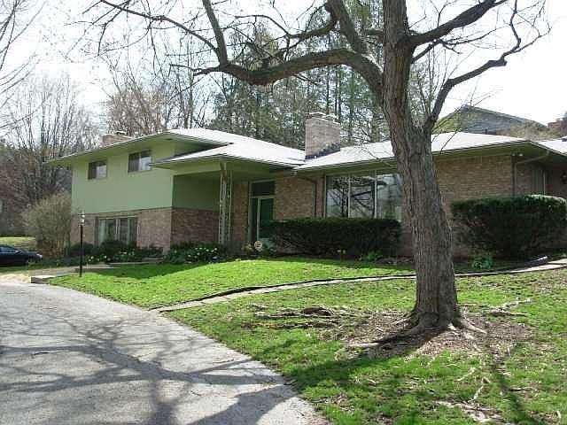2nd image of 5025 N Derby Ln