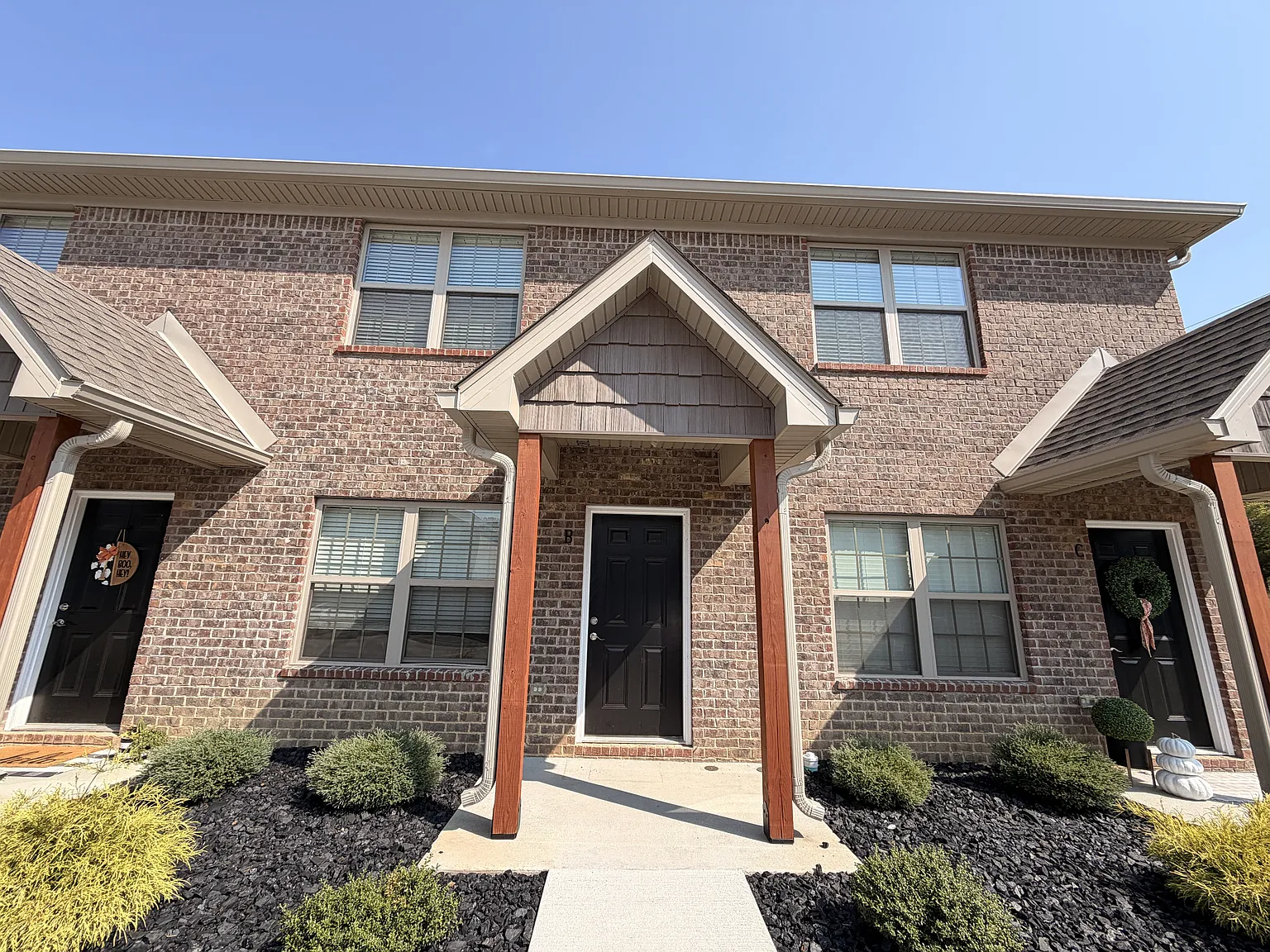 1633 N Highway 1247 - B — Photo 1