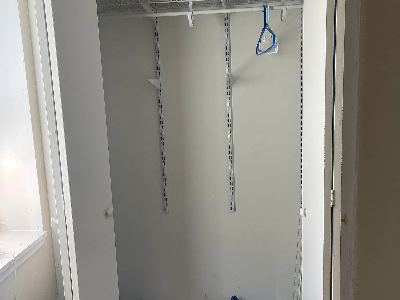 4 bed, $900 — Photo 3