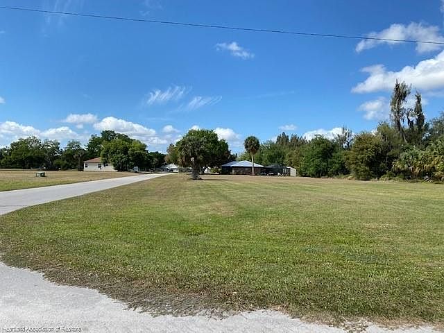 2nd image of 6117 Pebble Ln