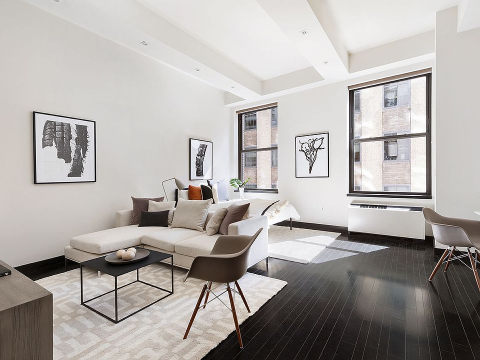 1st image of 20 Pine St APT 1003