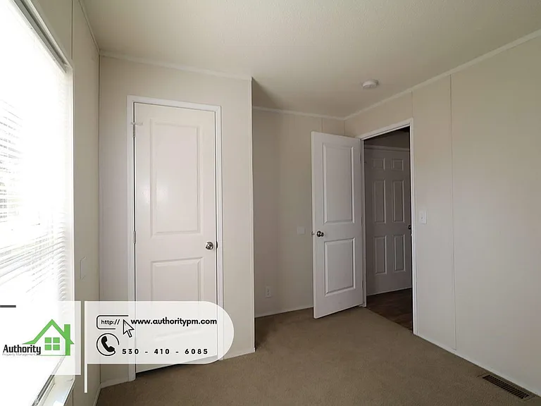 21311 Old 44 Dr — Photo 13