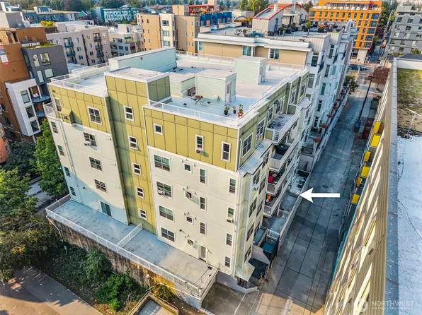 4722 12th Avenue NE #203, Seattle, WA 98105