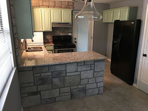 2nd image of 19 Sheneman Dr
