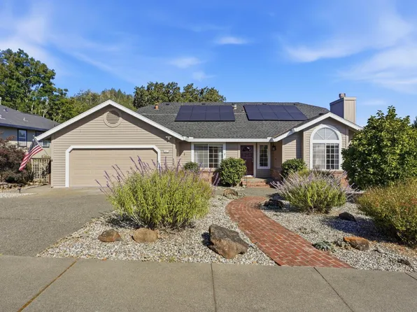 407 Woodley Place, Santa Rosa, CA 95409