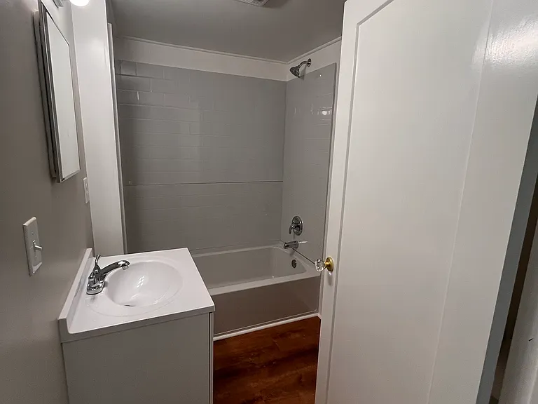10140 Rockdale Ln — Photo 8