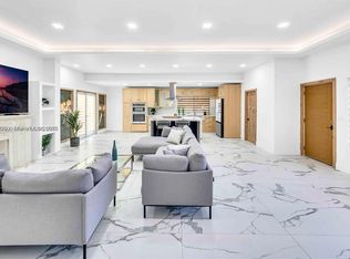 4708 Alton Rd, Miami Beach, FL 33140