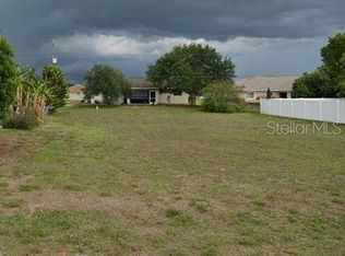 2103 NE 17th Ave #18, Cape Coral, FL 33909