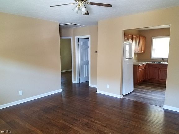 2nd image of 1822 Augusta Dr #A