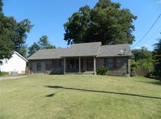 193 Bob White Dr, Clarksville, TN 37042