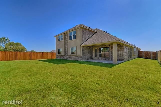 1st image of 7511R Lynnwood Dr