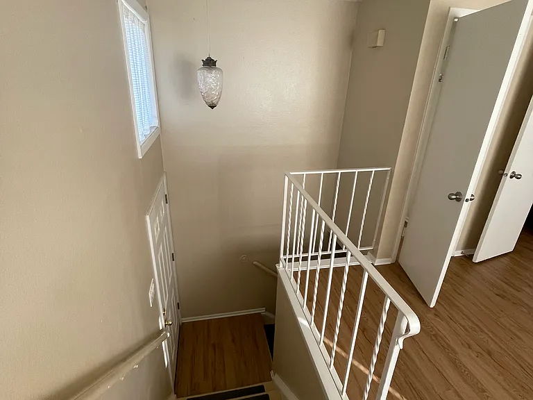 1974 McCall Pl #6 — Photo 7