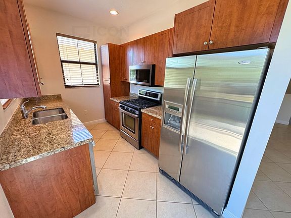 4th image of 3126 NW 127th Ter