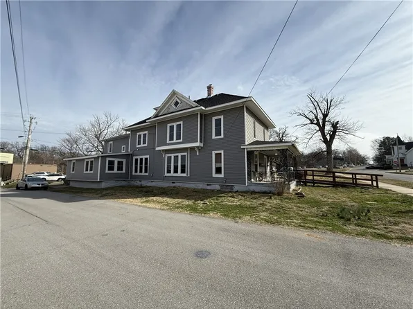 401 E Twin Springs St, Siloam Springs, AR 72761