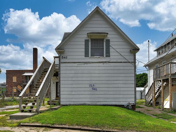 2nd image of 543 Mill St